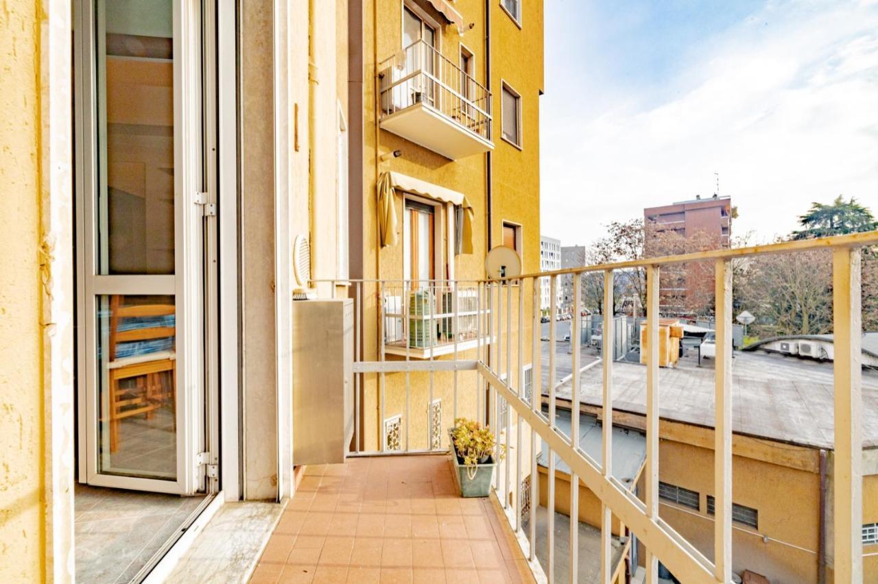 Casa Vicinissima All'Ospedale San Paolo Milan Exterior photo